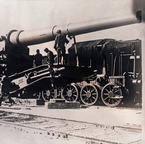 ट्रेन पर भारी तोपें, c1914-c1918 द्वारा अज्ञात