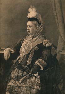 1887 में वेस्टमिंस्टर एब्बी में जुबली कमिशन पर पहनी गई पोशाक में उनकी महारानी द्वारा अज्ञात