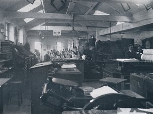 कम्पोजिंग रूम में, 1916 द्वारा अज्ञात
