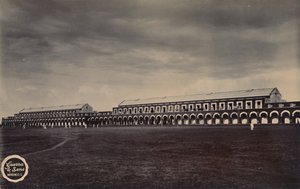 भारतीय सैन्य बैरक, c1910। द्वारा अज्ञात