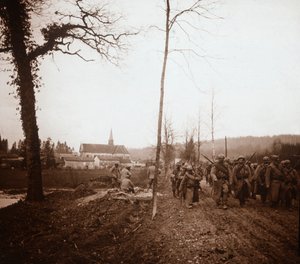 इन्फैंट्री, जेनिकोर्ट, उत्तरी फ्रांस, c1914-c1918 द्वारा अज्ञात