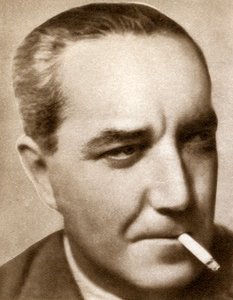 जैक रेमंड, ब्रिटिश फिल्म निर्देशक, 1933 द्वारा अज्ञात