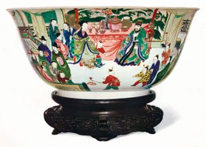 शाही दरबार, चीनी, c1705 के एक दृश्य के साथ कांग्सी पीरियड फैमिल वर्टे द्वारा अज्ञात