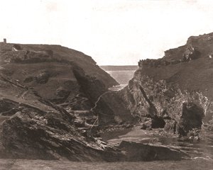 किंग आर्थर्स कैसल, टिनटैगल, कॉर्नवॉल, 1894। द्वारा अज्ञात
