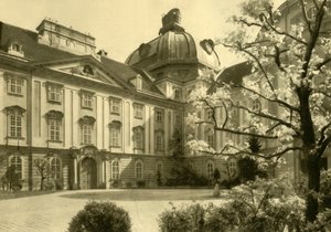 क्लोस्टर्न्यूबर्ग मठ, क्लोस्टर्नब्यूबर्ग, लोअर ऑस्ट्रिया, c1935। द्वारा अज्ञात