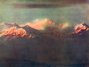 किचनजंगा पर प्रकाश की अंतिम किरणें, c1910 द्वारा अज्ञात