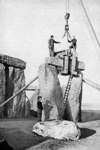स्टोनहेंज, 1901, c1920 में एक थकावट का उठाना द्वारा अज्ञात