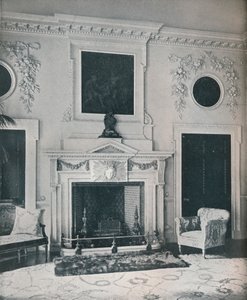 स्टेट ड्रॉइंग-रूम, 1916 में मेंटलपीस द्वारा अज्ञात