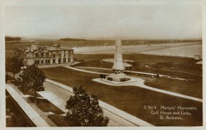 शहीद स्मारक, गोल्फ हाउस और लिंक, सेंट एंड्रयूज, c1900। द्वारा अज्ञात