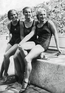 महिला मंच डाइविंग इवेंट, बर्लिन ओलंपिक, 1936 से पदक विजेता द्वारा अज्ञात