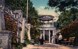 खनिज पानी वसंत 18, यसेंतुकी, रूस, 1900। द्वारा अज्ञात