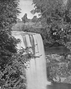 मिननेहा जलप्रपात, मिनियापोलिस, मिनेसोटा, अमेरिका, c1900। द्वारा अज्ञात