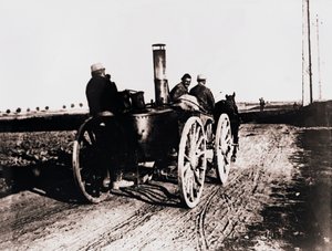 मोबाइल रसोई, लाइन के ऊपर जा रहा है, c1914-c1918 द्वारा अज्ञात