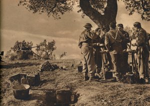 इटली में गतिशीलता और अग्नि शक्ति, 1943-44 द्वारा अज्ञात