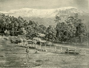 माउंट वेलिंगटन, हुओन रोड, 1901 से। द्वारा अज्ञात