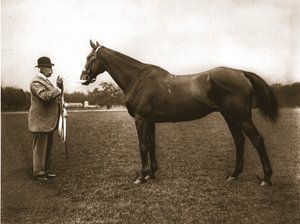 मिस्टर सीजी एश्टन-स्मिथ और क्लोइस्टर, 1911। द्वारा अज्ञात