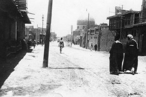 न्यू स्ट्रीट, बगदाद, मेसोपोटामिया, WWI, 1918 द्वारा अज्ञात