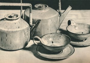 1928 के हाले शहर के विर्कस्टटन द्वारा चाय सेवा का हिस्सा द्वारा अज्ञात