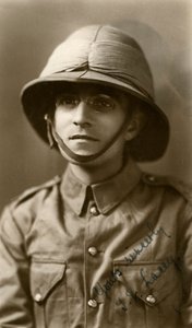 निजी लेसी, 5 वीं पूर्व सरे रेजिमेंट, चकराता, भारत, 1917 द्वारा अज्ञात