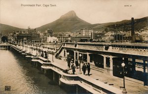प्रोमेनेड पियर, केप टाउन, c1900 द्वारा अज्ञात