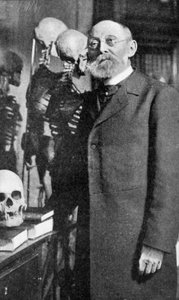 रूडोल्फ विरचो, जर्मन रोगविज्ञानी, 1902 द्वारा अज्ञात
