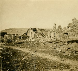 Les gesparges के खंडहर, उत्तरी फ्रांस, c1914-c1918। द्वारा अज्ञात