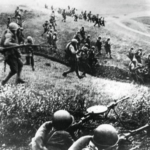 जवाबी हमले में रूसी सेना, मोजडोक क्षेत्र, उत्तरी काकेशस, सितंबर 1942 द्वारा अज्ञात