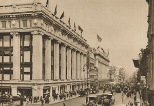 Selfridges और पुरानी ऑक्सफोर्ड स्ट्रीट की दुकानों के अंतिम भाग जो इमारत से घिरा हुआ था, c1935। द्वारा अज्ञात