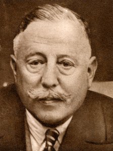 सोल जी न्यूमैन, ग्रेट ब्रिटेन, 1933 में रेडियो पिक्चर्स के प्रमुख द्वारा अज्ञात