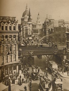 सेंट मार्टिन्स लुडगेट सिल्हूटेड अगेंस्ट द बल्क ऑफ द सेंट पॉल्स, c1935। द्वारा अज्ञात