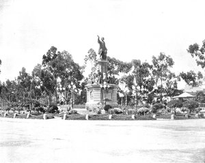 पेसो, कोलंबस सिटी, मैक्सिको पर कोलंबस की प्रतिमा, c1900। द्वारा अज्ञात