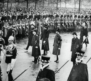 द ड्यूक ऑफ यॉर्क किंग जॉर्ज बनाम अंतिम संस्कार जुलूस, 1936, 1937 में द्वारा अज्ञात
