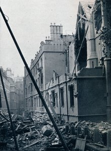 1941 में मध्य मंदिर हॉल का पूर्वी छोर। द्वारा अज्ञात