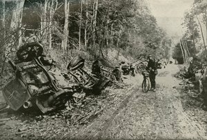 ब्रिटिश शेल फायर का प्रभाव, 1919। द्वारा अज्ञात