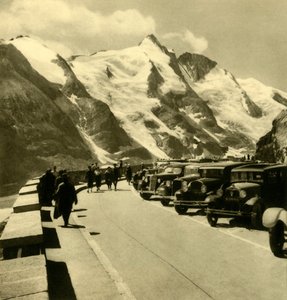 कैसर-फ्रांज-जोसेफ्स-होहे ग्रोसग्लकनर हाई अल्पाइन रोड, ऑस्ट्रिया पर c1935 पर नज़र डालें। द्वारा अज्ञात