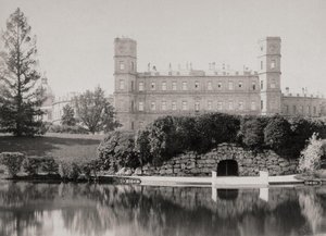 1870s-1880 के दशक में Gatchina में पैलेस का मुख्य मुखौटा द्वारा अज्ञात