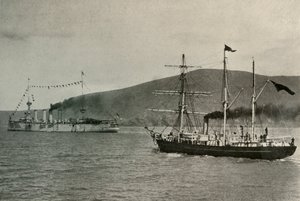 निम्रोड पासिंग एचएमएस पावरफुल, ... लिटलटन हार्बर में, 1 जनवरी 1908, 1909। द्वारा अज्ञात