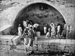 1926 में नाज़रेथ में कुंवारी लड़कियां द्वारा अज्ञात