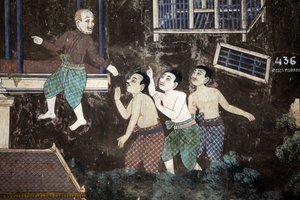 सिल्वर शिवालय परिसर की दीवारों का आंतरिक भाग भित्ति चित्रों से आच्छादित है, जिसमें रीम्कर की कहानियों को दर्शाया गया है, अर्थात क्लासिक भारतीय महाकाव्य, रामायण का खमेर संस्करण। भित्ति चित्रों के कुछ हिस्से खराब हो गए हैं और मौसम खराब हो गया है। भित्ति चित् द्वारा अज्ञात