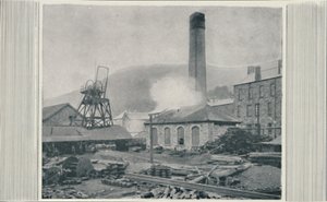 एक कोयला खदान की चोटी, 1910 द्वारा अज्ञात