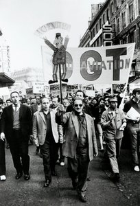 ट्रेड यूनियन मार्च, 1968। द्वारा अज्ञात