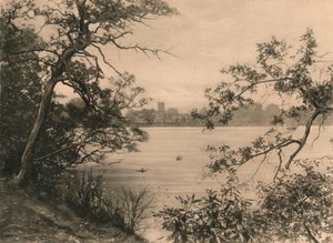 ट्रेंटम हॉल, 1902 द्वारा अज्ञात