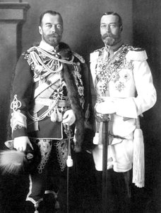 रूस के ज़ार निकोलस द्वितीय और यूनाइटेड किंगडम के जॉर्ज वी, 1913 द्वारा अज्ञात