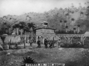 दो मुंह का किला, 1896, 1920 द्वारा अज्ञात