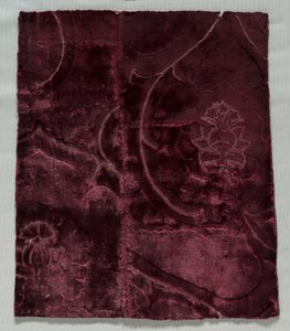 दो मखमली टुकड़े एक साथ, 1400s। द्वारा अज्ञात