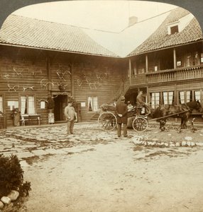 विक्टोरिया होटल, c1905, बीहड़ नॉर्वे में, कोन्ग्सबर्ग में हिरन-भक्षी लोगों से सजी। द्वारा अज्ञात