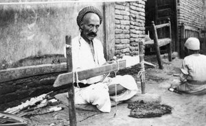 वीवर, मुट्रा, 1917 द्वारा अज्ञात