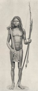 धनुष, तीर और हैचेट के साथ वेदा, 1926 द्वारा अज्ञात