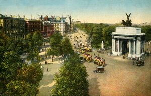 वेलिंगटन आर्क और क्वाड्रिगा, लंदन, c1915। द्वारा अज्ञात