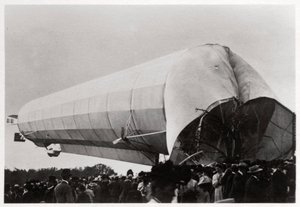 जर्मनी के गोएपिंगन में ज़ेपेलिन एलजेड 5, 1909 1933 द्वारा अज्ञात